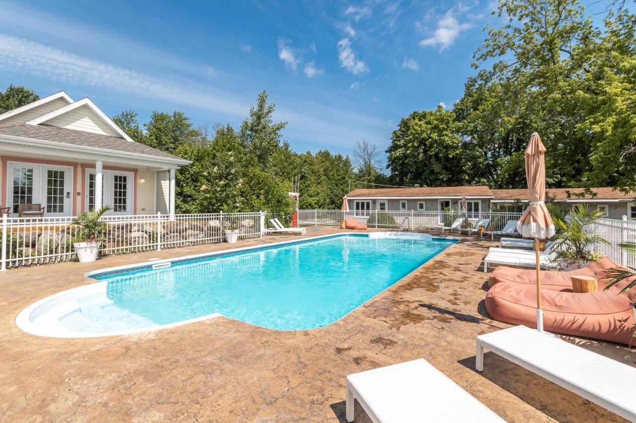 Hotel Le Rosay Venise-en-Québec Eksteriør billede